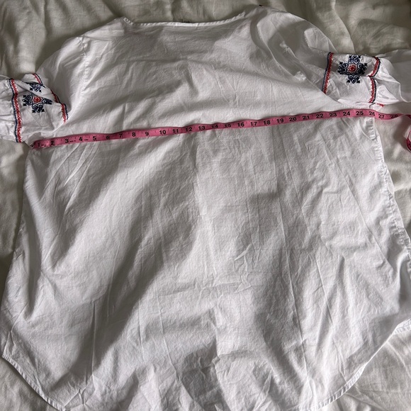 Host Pick! St. John’s Bay white cotton tunic w/blue & red accents.Size2X. Vneck. - Picture 10 of 13